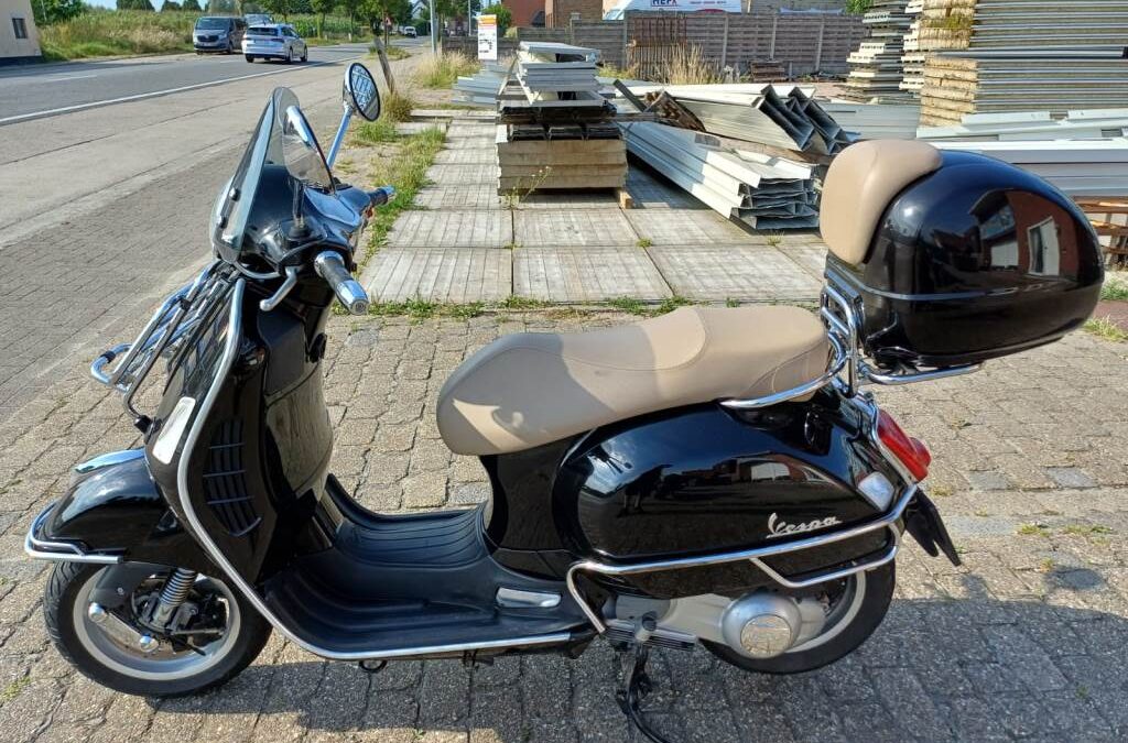 Vespa	GTS250