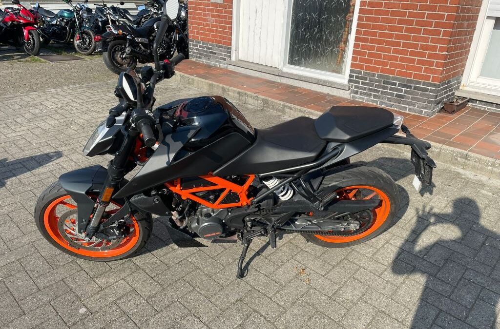 KTM	Duke 125