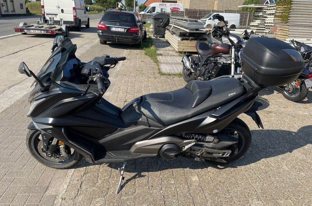 Kymco	AK550