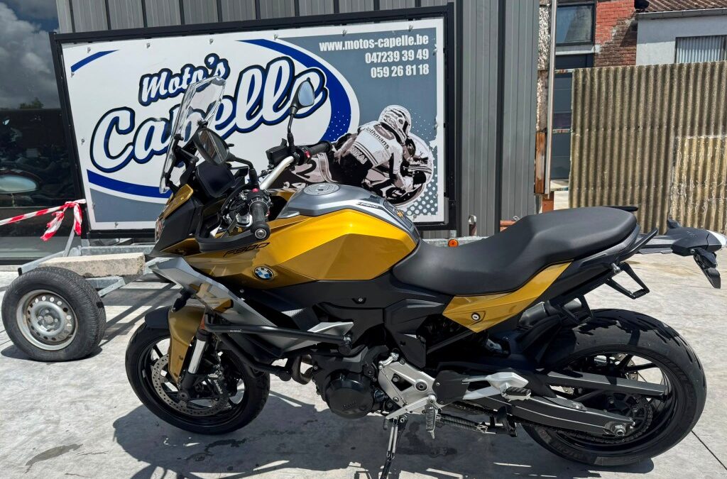 BMW	F900XR